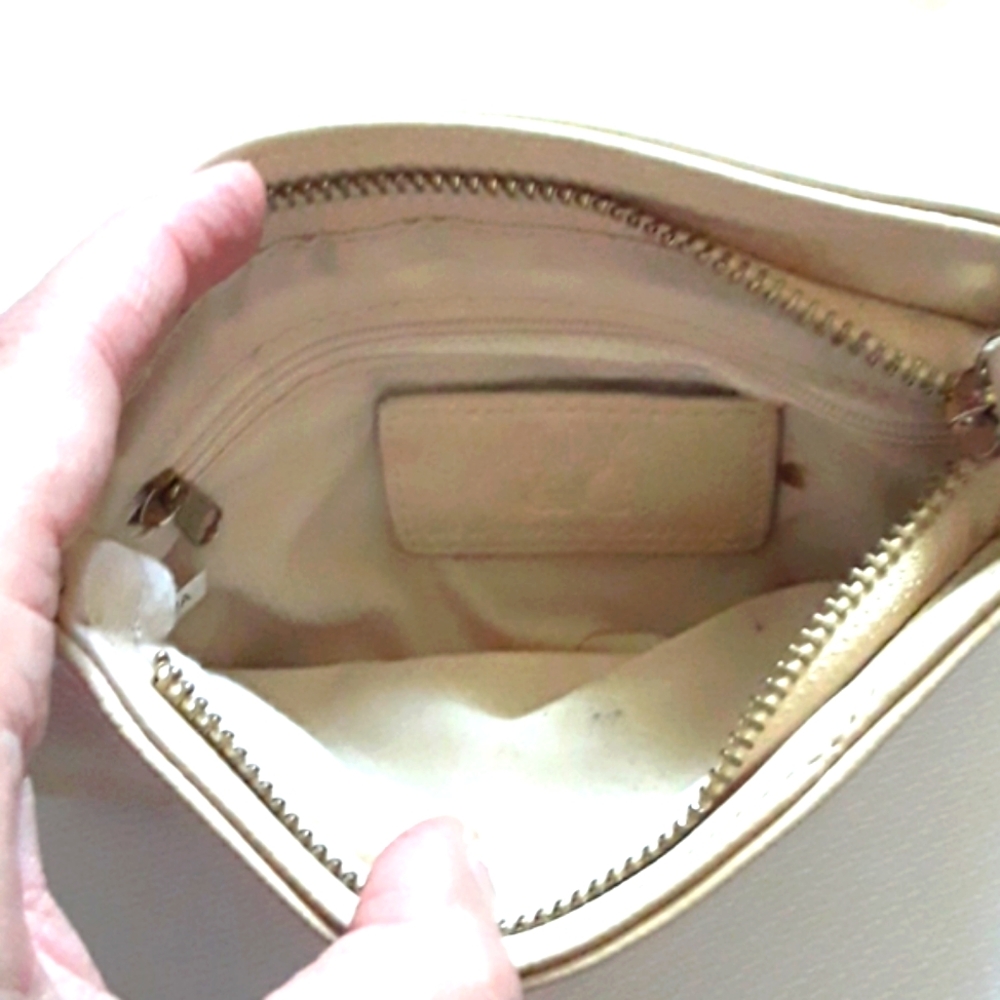 New York & Co Cream and Gold Clutch Purse - Picture 5 of 5